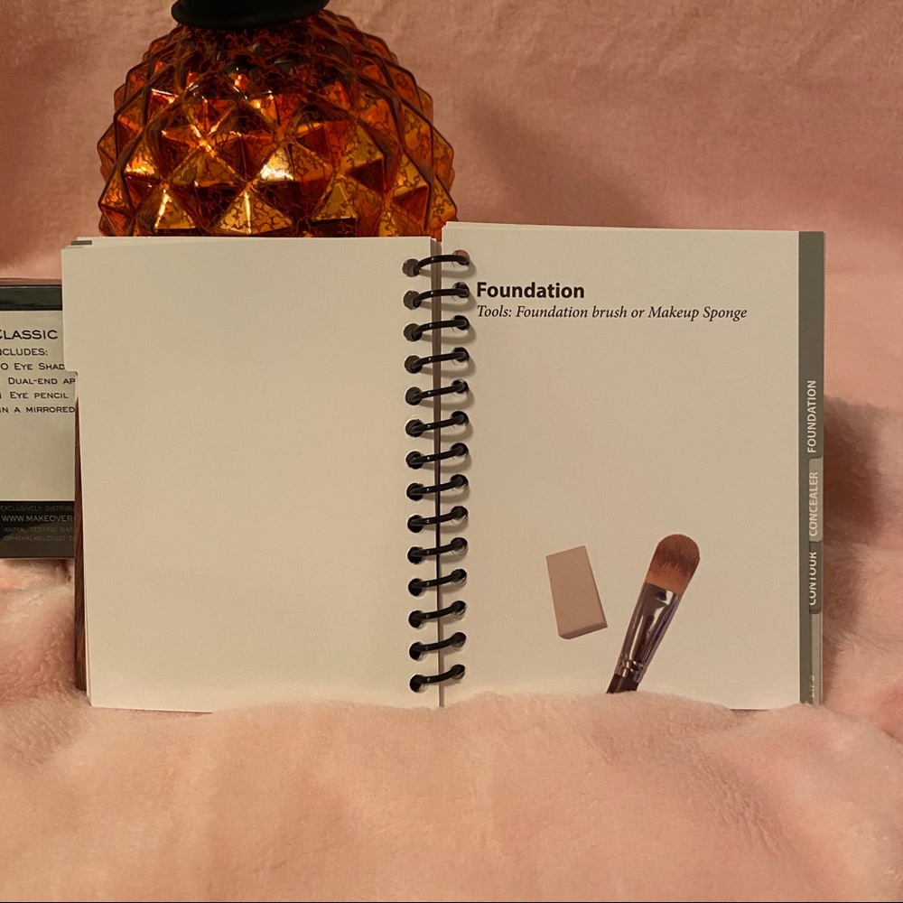 Makeover Essentials Bundle - Picture 8 of 9